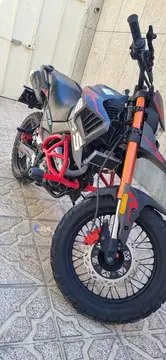 جهان رو‏، JR 225‏ - تصویر 2