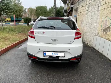 ام وی ام‏، 315هاچ بک‏، اسپرت اکسلنت‏ - تصویر 2