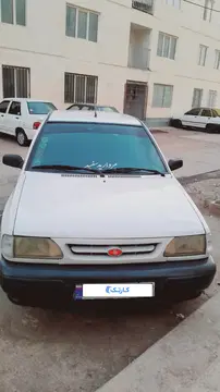 پراید‏، صندوق دار‏