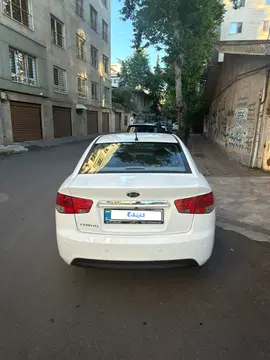 کیا‏، سراتو (مونتاژ)‏، 2.0 لیتر آپشنال‏ - تصویر 5
