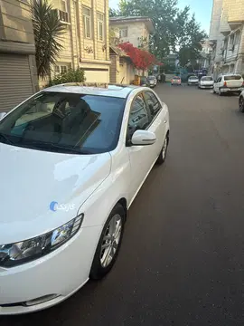 کیا‏، سراتو (مونتاژ)‏، 2.0 لیتر آپشنال‏ - تصویر 3