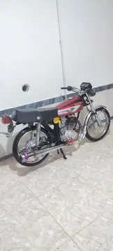 هوندا‏، CB 250‏ - تصویر 2