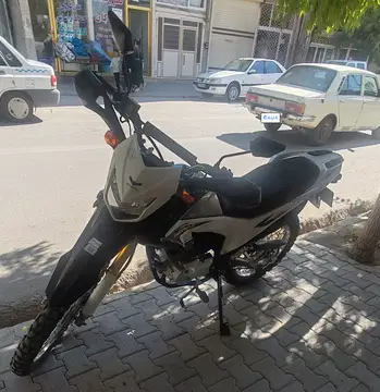 نیرو موتور شیراز‏، پرواز 200 تریل‏ - تصویر 3