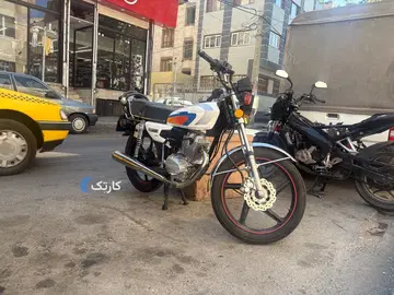 هوندا‏، CD 200‏ - تصویر 1