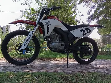 کویر موتور‏، STR 200‏ - تصویر 1