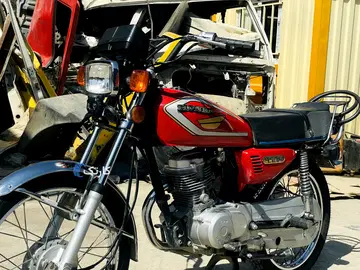 کویر موتور‏، 125‏ - تصویر 1