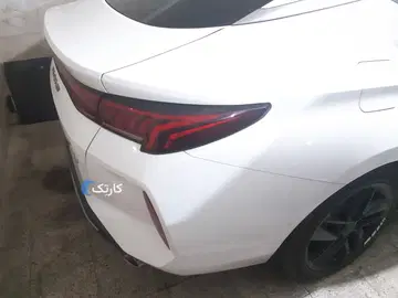 کی ام سی‏، J7‏ - تصویر 1