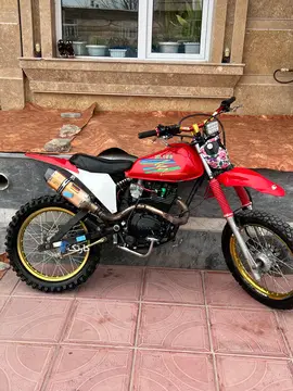 هوندا‏، CRF 250‏ - تصویر 1