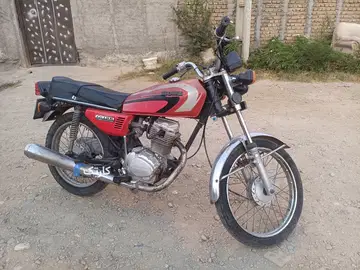 هوندا‏، CG 125‏ - تصویر 4