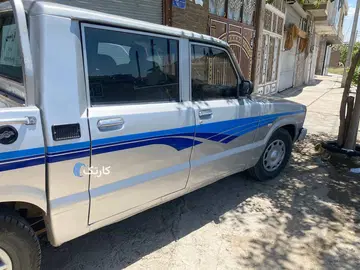 مزدا‏، وانت دوکابين‏