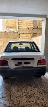 پراید‏، صندوق دار‏