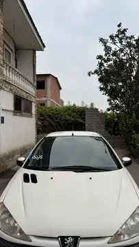پژو‏، 206‏ مدل ۸۸ دو لکه رنگ - تصویر 1