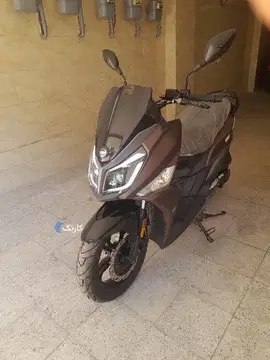 اس وای ام‏، گلکسی J 200‏