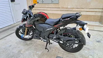 تی وی اس‏، آپاچی 200‏ نیو فیس خشک ۱۴۰۴ - تصویر 4