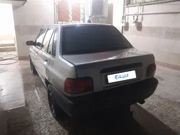 پراید‏، صندوق دار‏