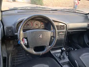 پژو‏، روآ‏، G2‏ - تصویر 2