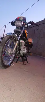 هوندا‏، CD 200‏ - تصویر 1