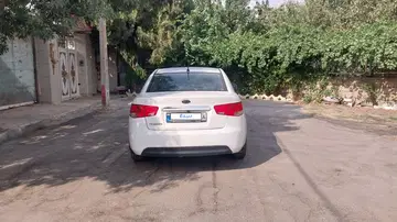 کیا‏، سراتو (مونتاژ)‏، 2.0 لیتر آپشنال‏ - تصویر 3
