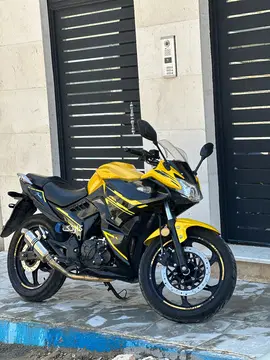 مگلی‏، 200R‏ - تصویر 2