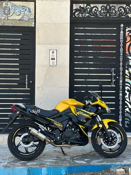 مگلی‏، 200R‏ - تصویر 1