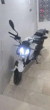 بنلی‏، TNT 180S‏ - تصویر 2