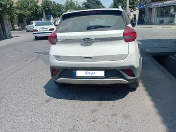 ام وی ام‏، X22‏، اتوماتیک  اسپرت اکسلنت‏ - تصویر 2