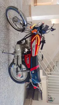 هوندا‏، CDI 125‏ - تصویر 1