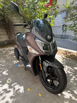 اس وای ام‏، گلکسی J 200‏