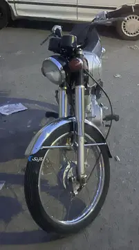 موتور قدیم پلاک ۱۲۵ - تصویر 4