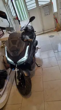 جهان همتا‏، همتاز SH150‏