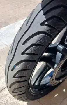 اس وای ام‏، گلکسی SR 200‏ - تصویر 3
