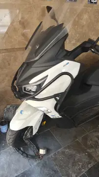 اس وای ام‏، گلکسی JX 250‏ - تصویر 4