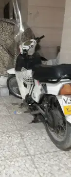 کاوازاکی ۱۰۰ - تصویر 4