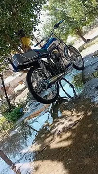 هوندا‏، CD 200‏ - تصویر 1