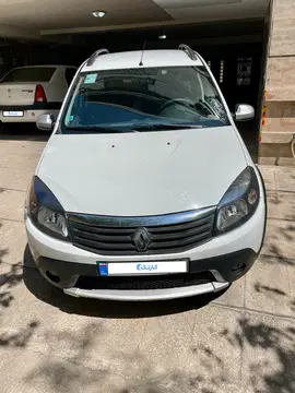 رنو‏، ساندرو استپ وی‏، اتوماتیک‏ - تصویر 3