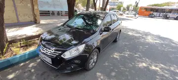 جک جی 4 مدل 1402 خانگی بسیار تمیز