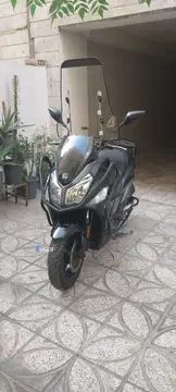 اس وای ام‏، گلکسی J 200‏