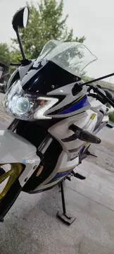 مگلی‏، 200R‏ بی‌نظیر - تصویر 5