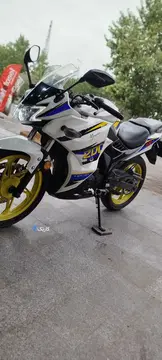 مگلی‏، 200R‏ بی‌نظیر - تصویر 4
