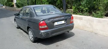 مزدا‏، 323‏،  GLX - تصویر 4