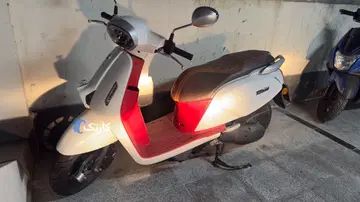 بنلی‏، کافه نرو 150‏ - تصویر 2