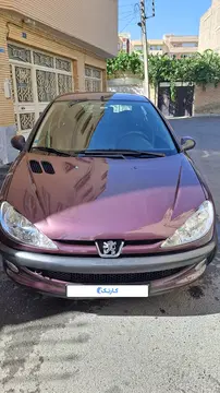 پژو‏، 206 SD‏، V8‏