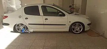 پژو‏، 206 SD‏، V8‏