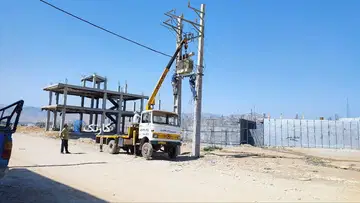 جرثقیل خاور ۳تن مدل ۱۳۵۶ - تصویر 4