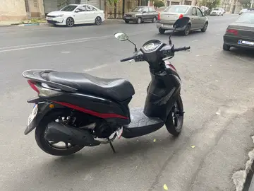 اس وای ام‏، لاکی 180‏ - تصویر 2
