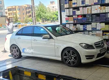 بنز‏، کلاس C‏، C200‏ - تصویر 2