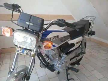 هوندا‏، CG 125‏ - تصویر 4