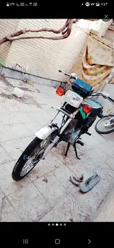 هوندا‏، CG 125‏ - تصویر 2
