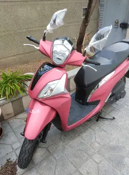 اس وای ام‏، لاکی 200‏