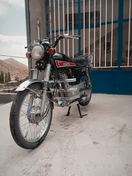 سی جی ‏، 125‏ - تصویر 1